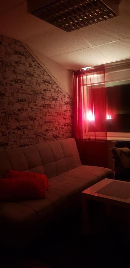 Hotel Dessans Cafe & Logi Pello Zewnętrze zdjęcie
