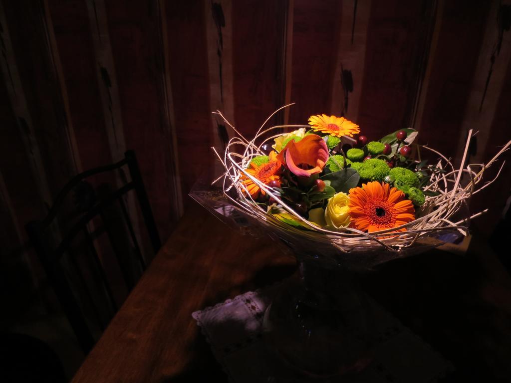 Hotel Dessans Cafe & Logi Pello Zewnętrze zdjęcie