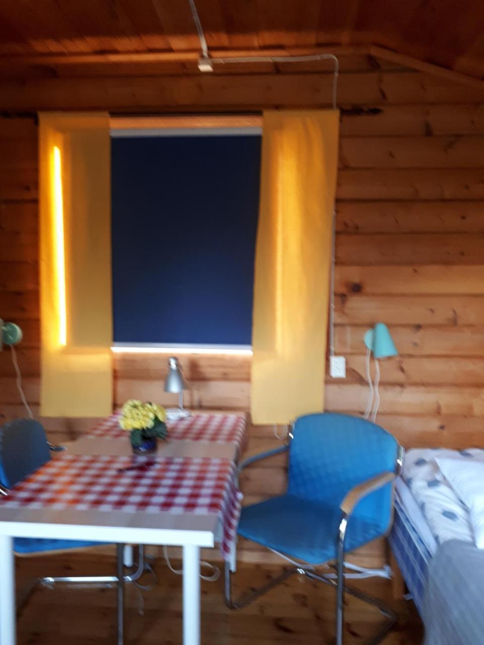 Hotel Dessans Cafe & Logi Pello Zewnętrze zdjęcie