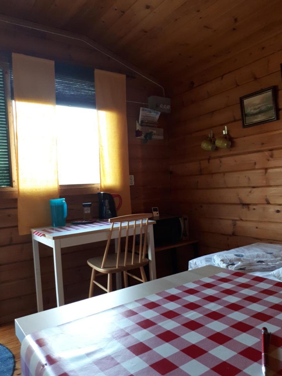 Hotel Dessans Cafe & Logi Pello Zewnętrze zdjęcie