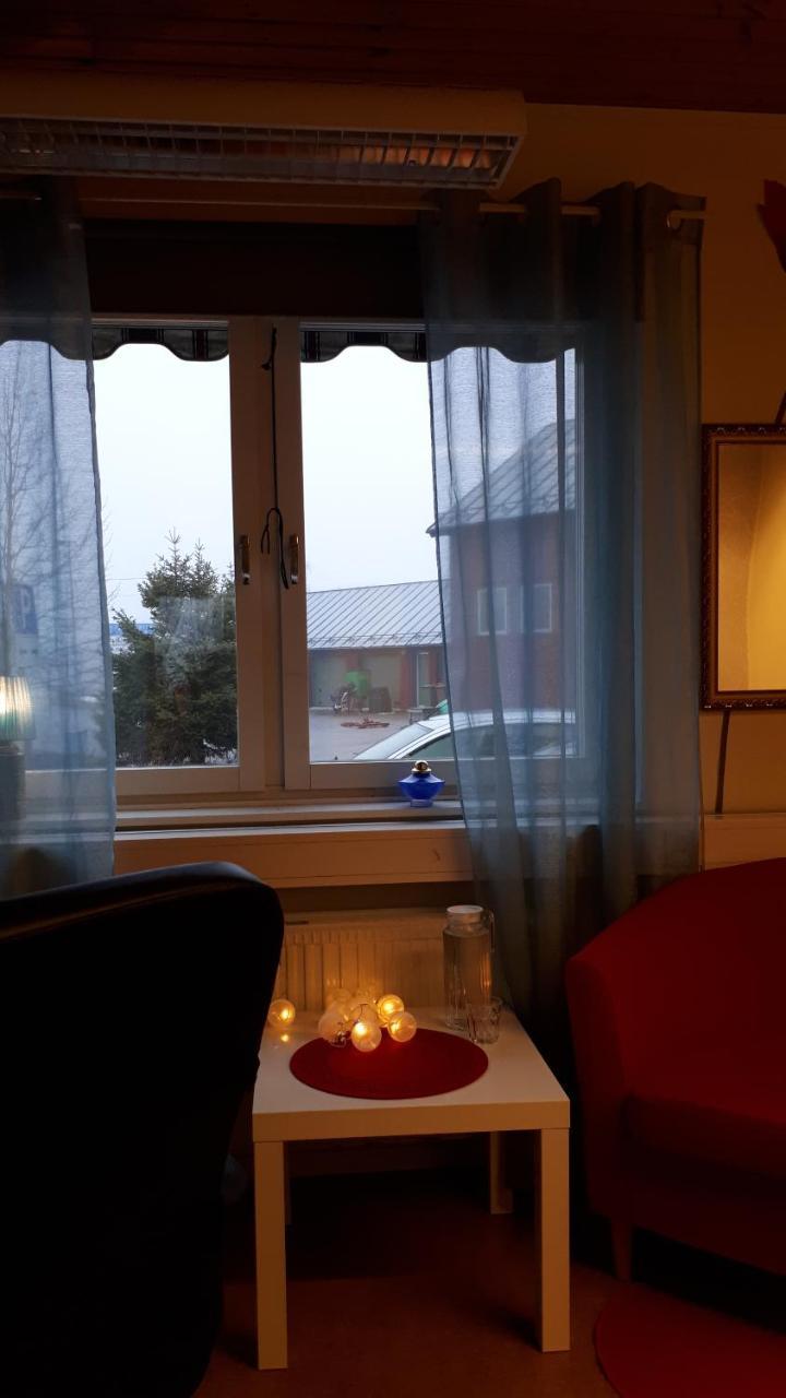 Hotel Dessans Cafe & Logi Pello Zewnętrze zdjęcie